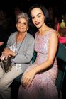 Katy Perry с баба си