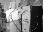 Автомат за слънчев тен. 1949 г.