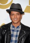 Bruno Mars: изпълнителят, който през 2013 разби не един и два рекорда, е бил номиниран 18 пъти, но е печелил само веднъж.