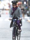 Russell Brand и  Katy Perry на романтична разходка с велосипеди в Ню Йорк