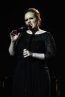 Певицата Адел направи зашеметяващо изпълнение на "Someone Like You" на наградите Brits през февруари