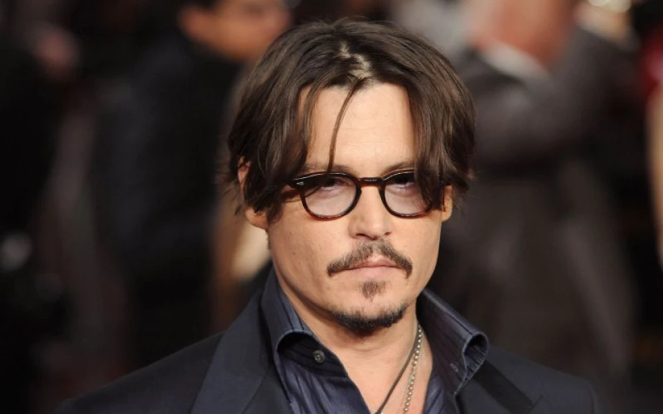 Johnny Depp: искал да стане рок звезда, но Nicolas Cage го уговаря да отиде в агенция и да опита в киното