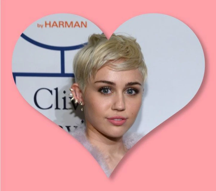 Miley Cyrus. Последно с: Liam Hemsworth. Сама от: септември 2013