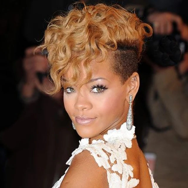 Rihanna 2010